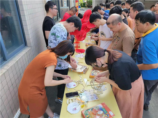 比分网 - 实时体育比分直播,足球篮球网球电竞比分数据