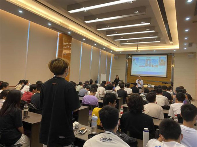 比分网 - 实时体育比分直播,足球篮球网球电竞比分数据
